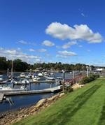 Yachtsman Hotel & Marina Club 24/60
