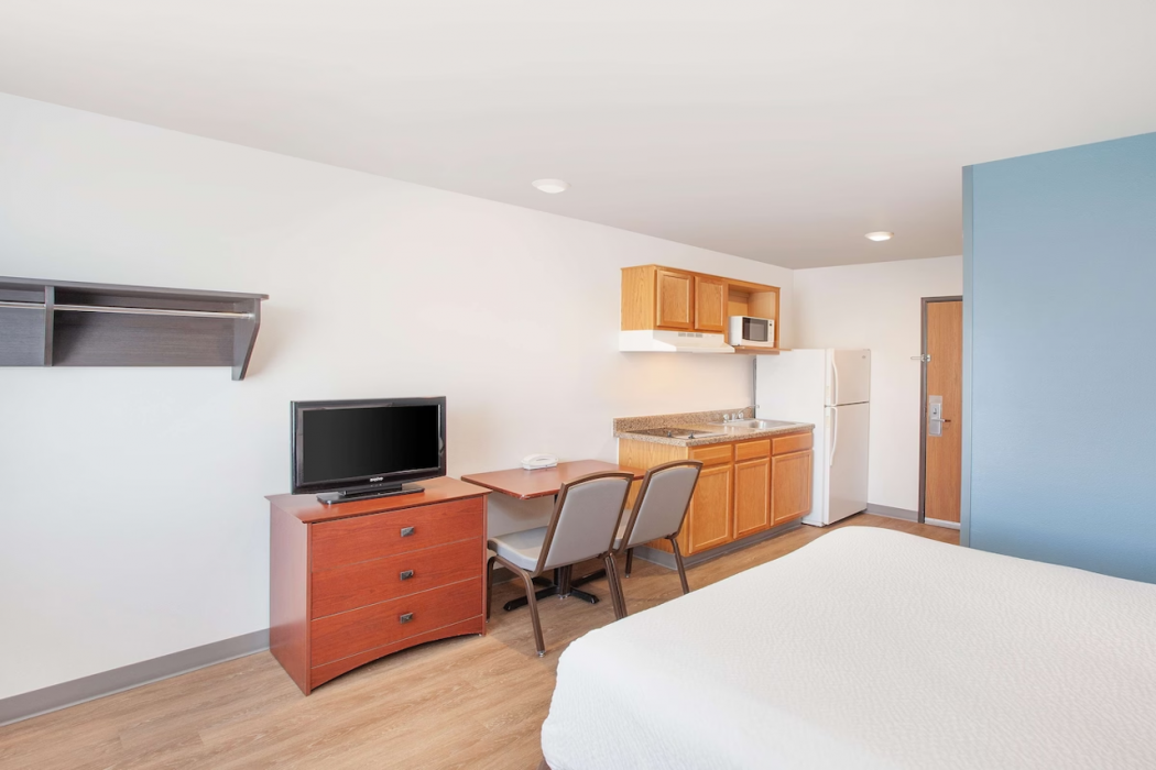 WoodSpring Suites Bentonville 16/38