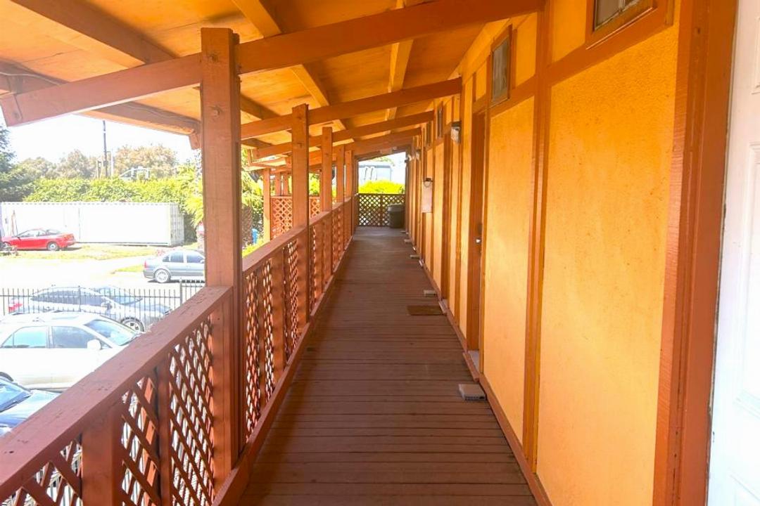 Carquinez Inn Vallejo I 80 Near Napa Valley 6/27