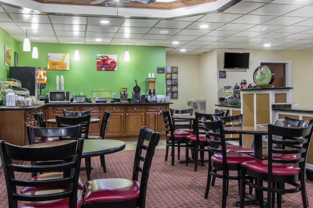 Quality Inn Hixson-Chattanooga 14/26