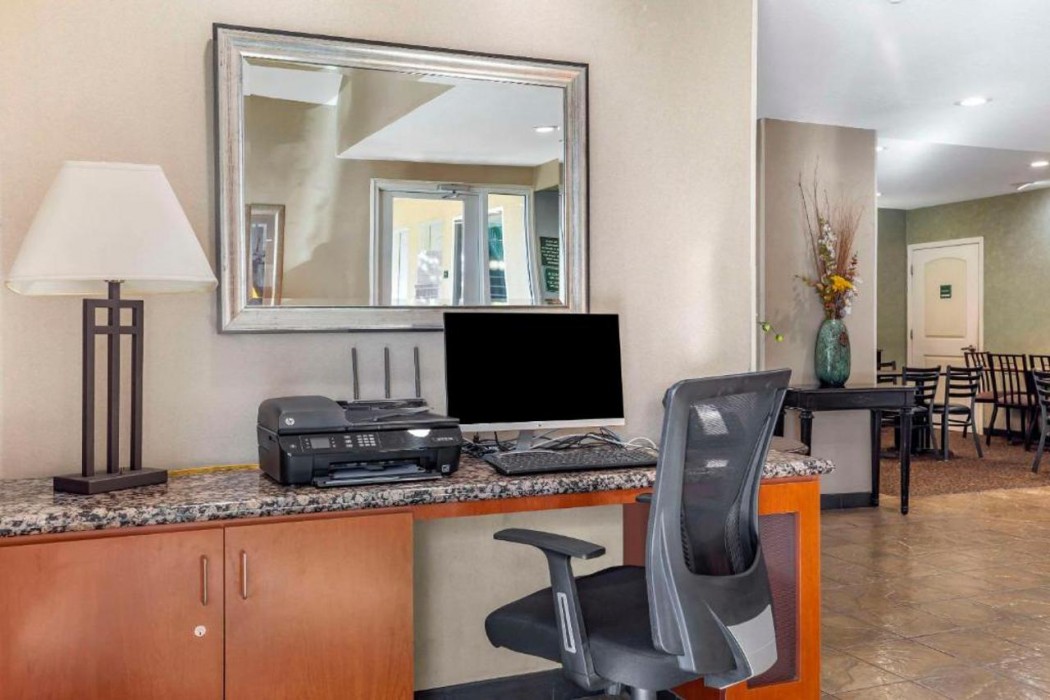 Quality Inn & Suites Livermore Wine Country 20/36