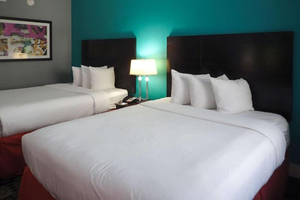 Clarion Inn Atlantic City - Beach and Boardwalk 2/8