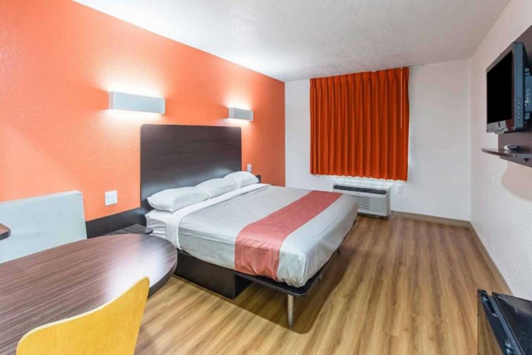 Motel6 Hutchins, TX 10/24