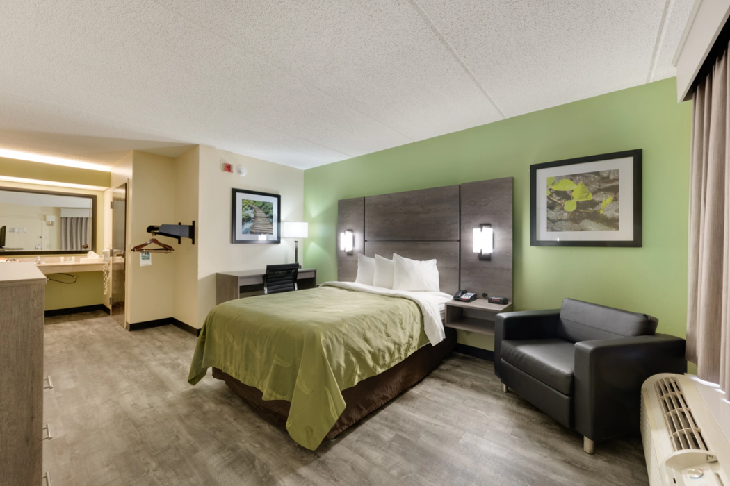 Quality Inn Airport - Southeast 7/20