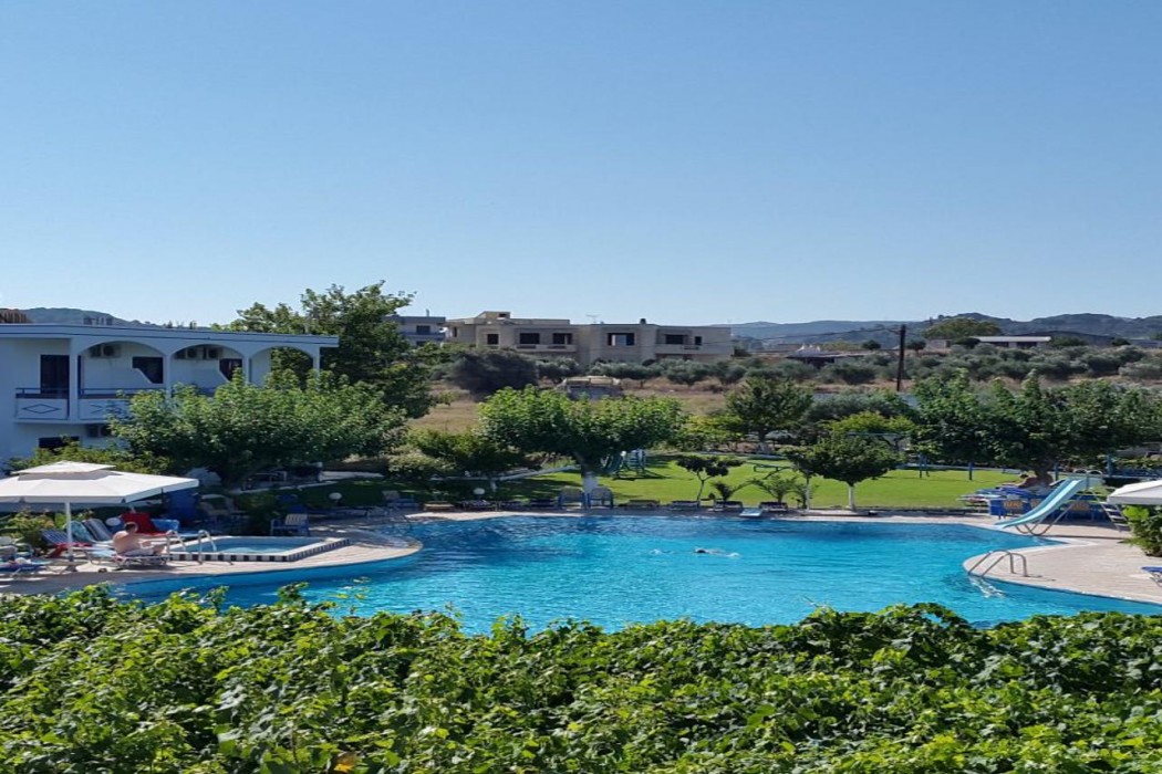 Garden Hotel 8/10