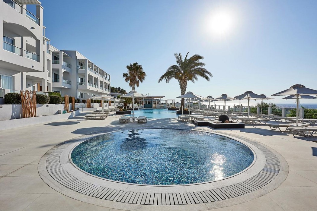 Dimitra Beach Hotel and Suites 45/76