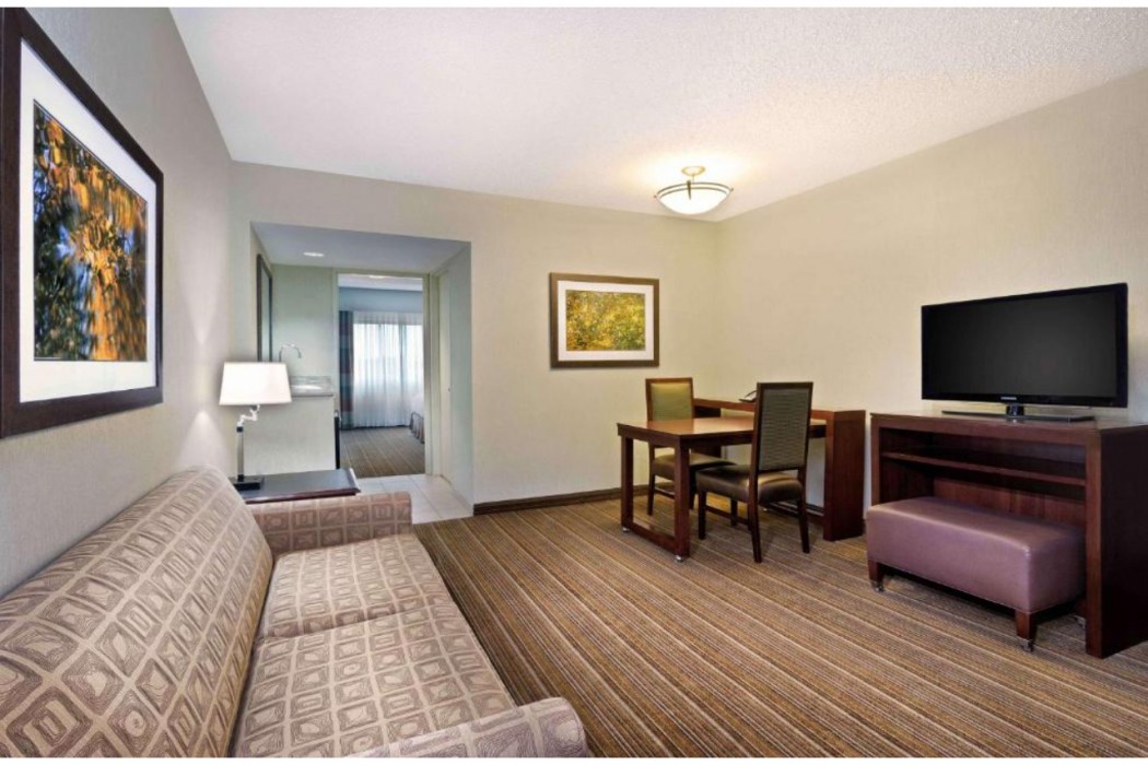 Embassy Suites By Hilton Parsippany 18/55