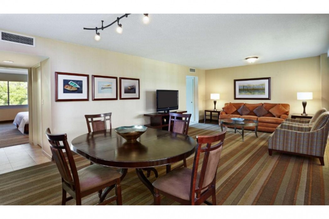 Embassy Suites By Hilton Parsippany 20/55