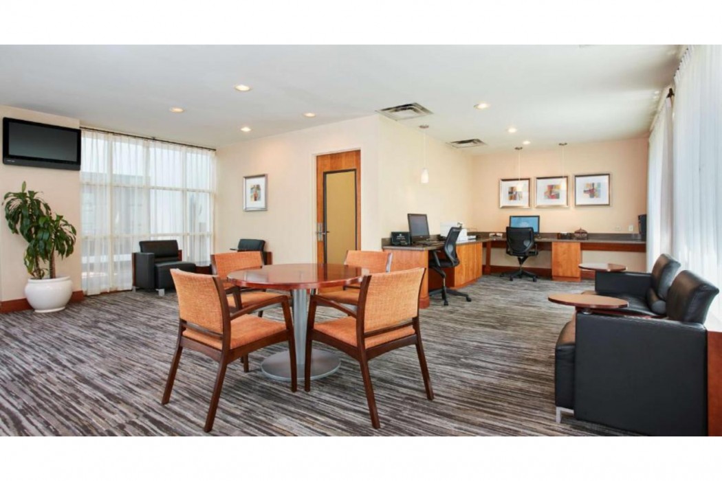 Embassy Suites By Hilton Parsippany 26/55