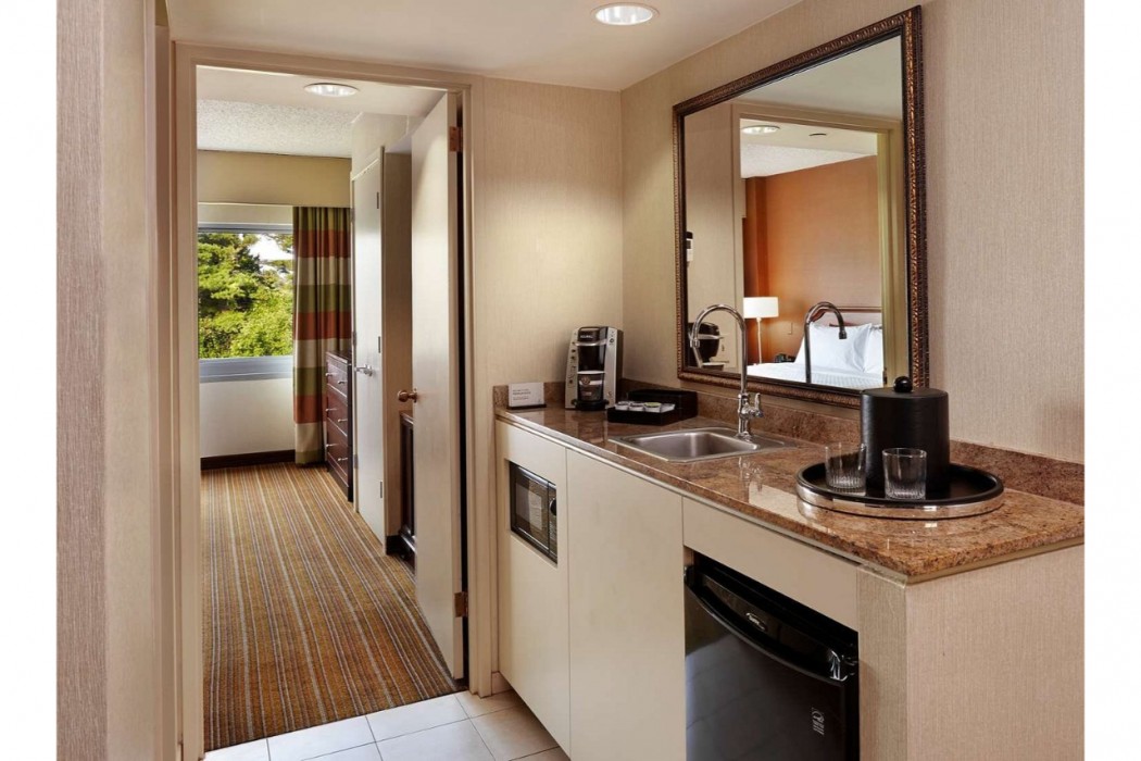 Embassy Suites By Hilton Parsippany 19/55