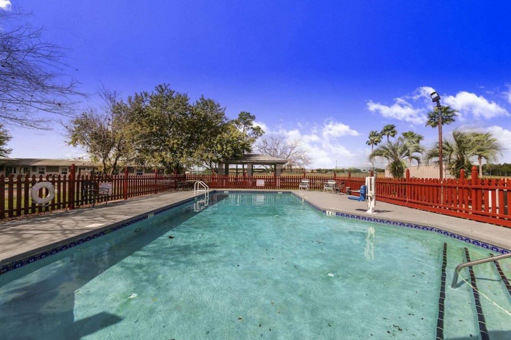 Rodeway Inn & Suites Haines City - Winter Haven 12/19