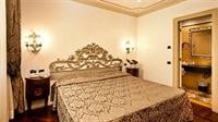 Hotel Aventino 47/84