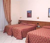 Hotel Halifax 22/48