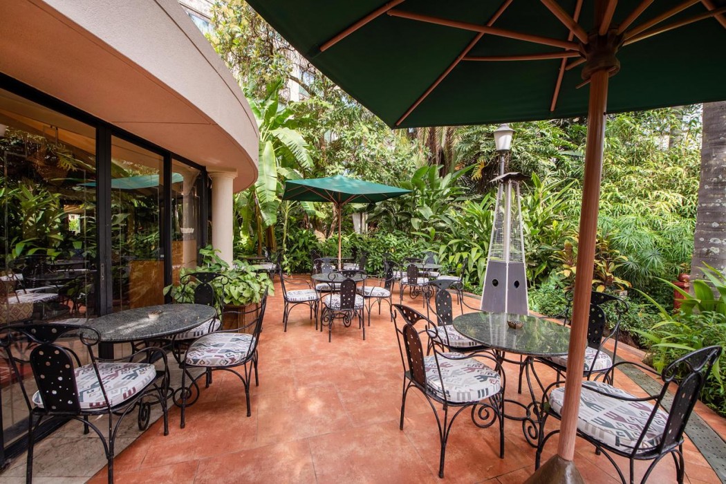 Nairobi Serena Hotel 61/82