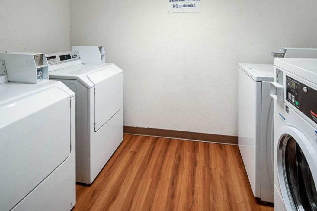Motel6 Anchorage, AK - Midtown 23/39
