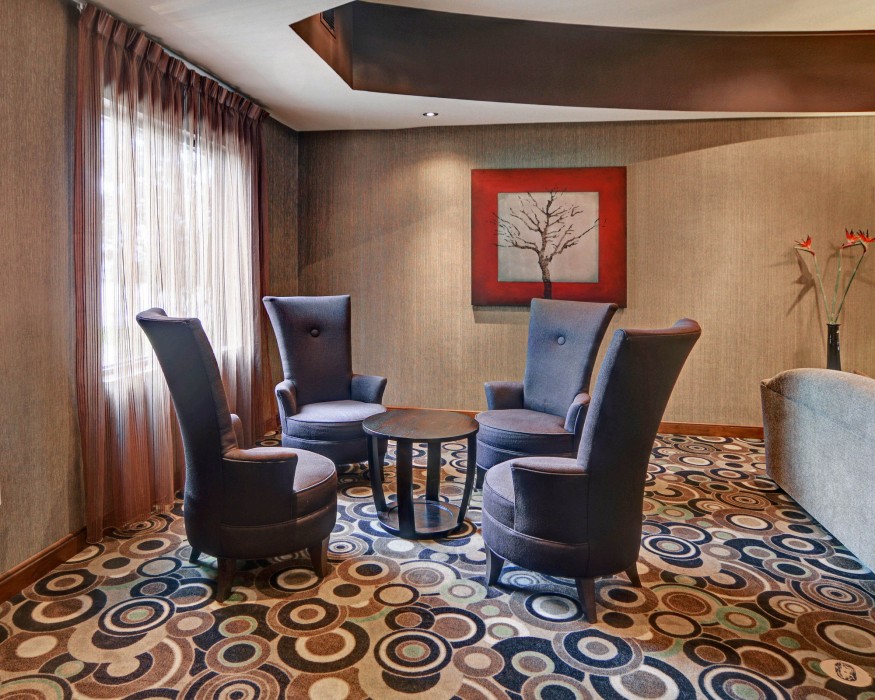 Comfort Suites Near Northeast Mall 24/24