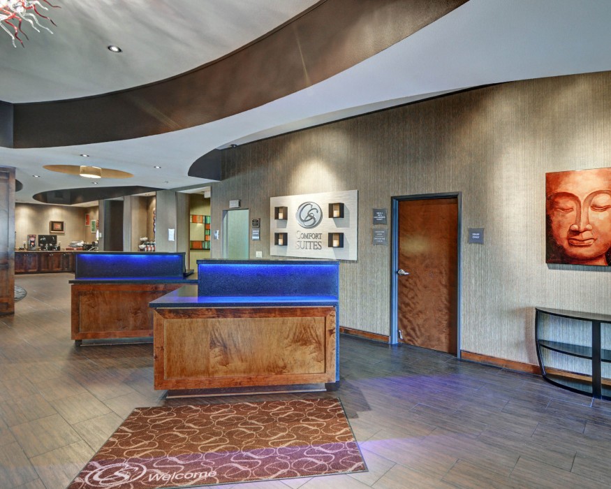 Comfort Suites Near Northeast Mall 4/24