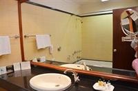 The Gold Palace &amp; Resorts 34/65