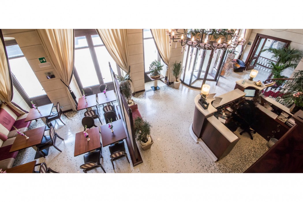 Lobby at Victoria Hotel Letterario, TRIESTE