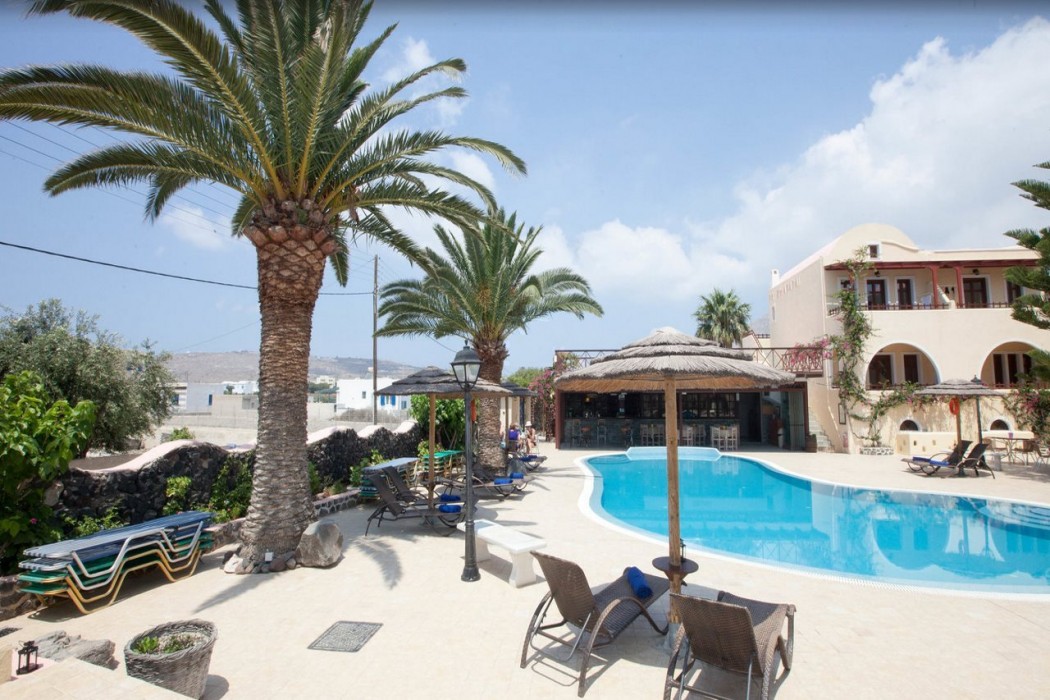 Smaragdi Hotel 32/69