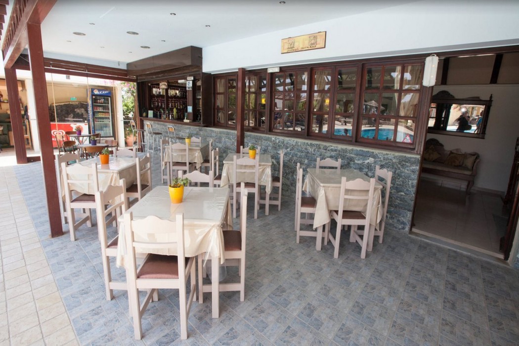 Smaragdi Hotel 22/69