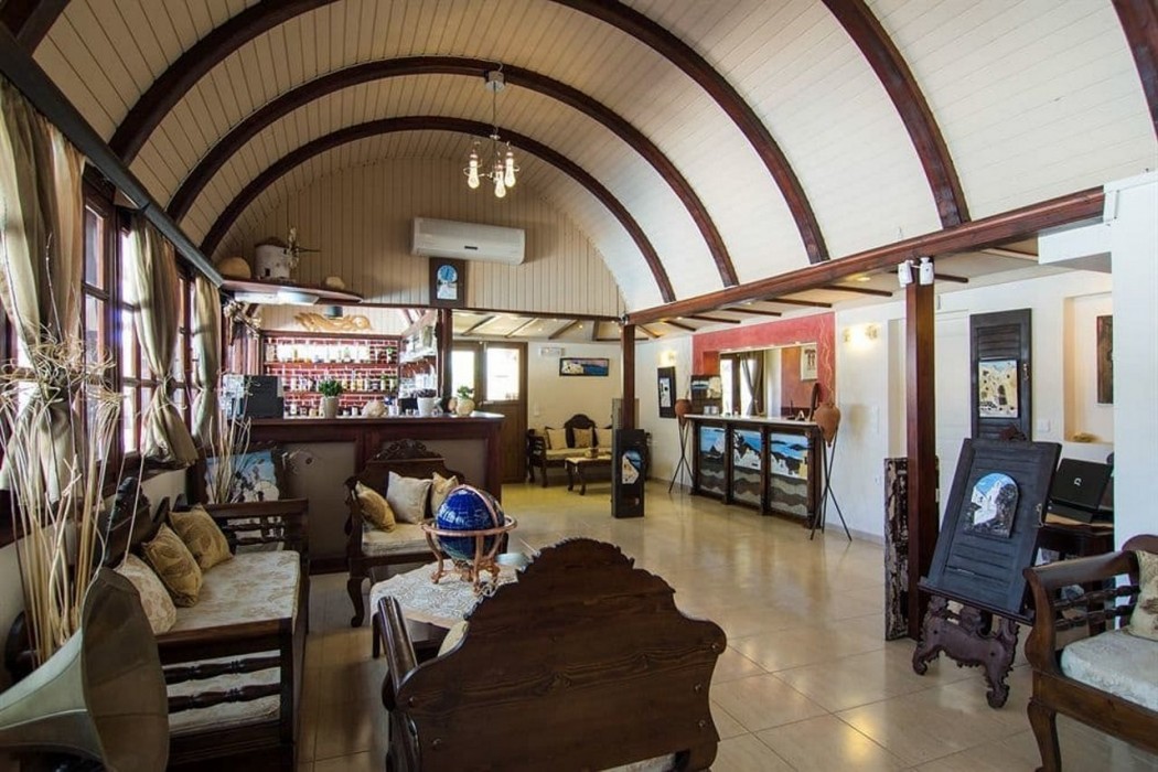 Smaragdi Hotel 30/69