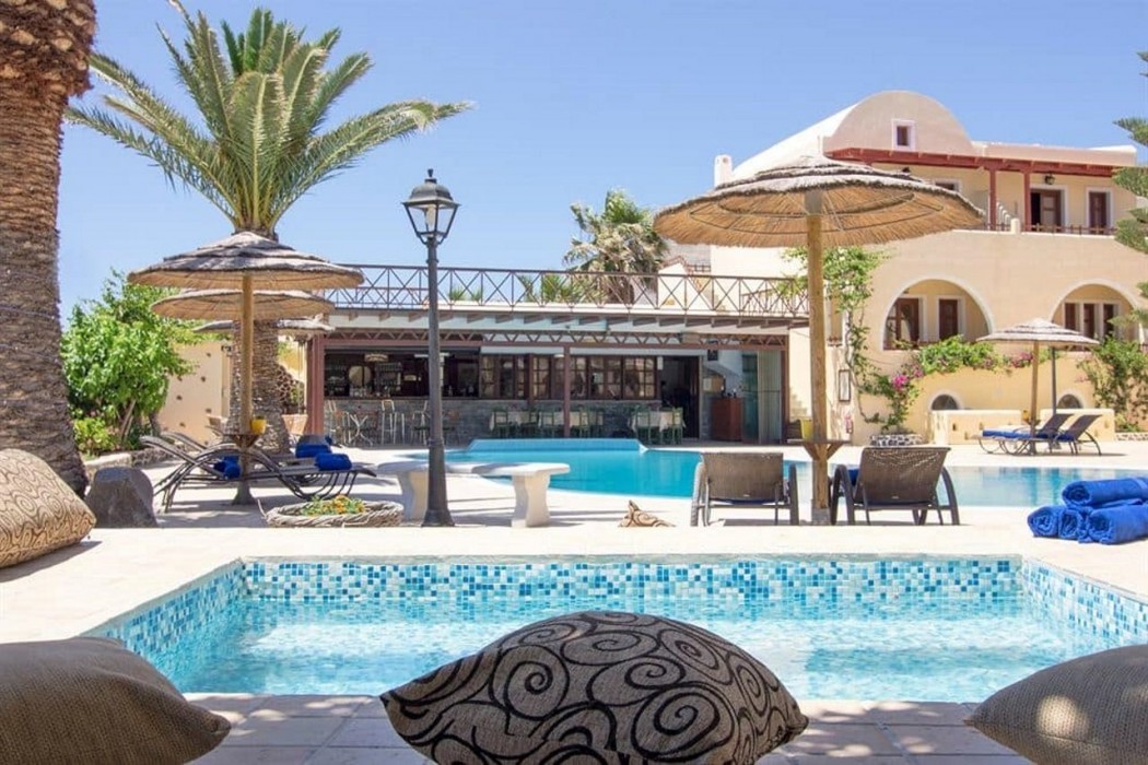 Smaragdi Hotel 27/69