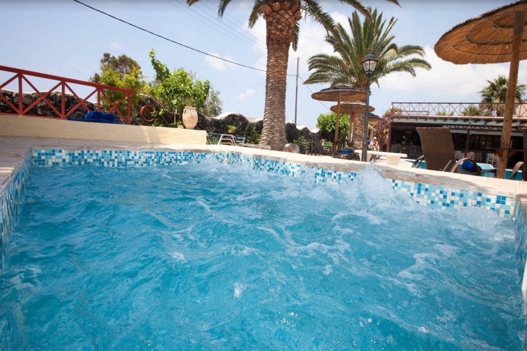 Smaragdi Hotel 26/69