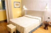 Hotel Villa Mangili 49/89
