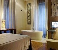 Hotel Villa Mangili 37/89