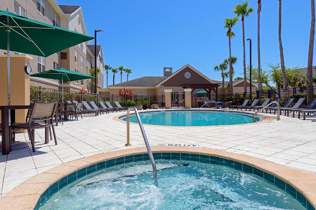 Homewood Suites By Hilton Orlando-Ucf Area 16/66