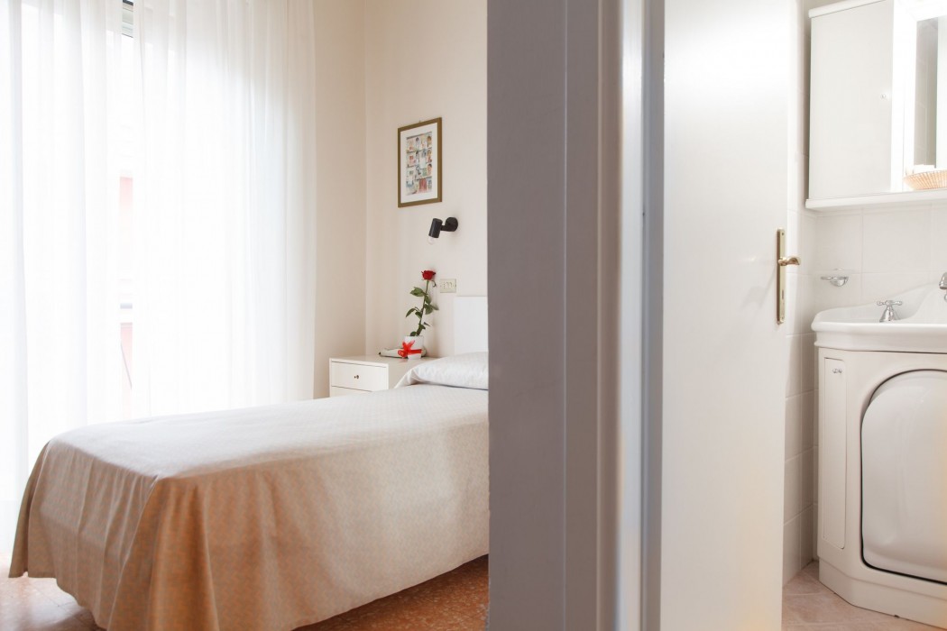 Hotel Rosa 25/82
