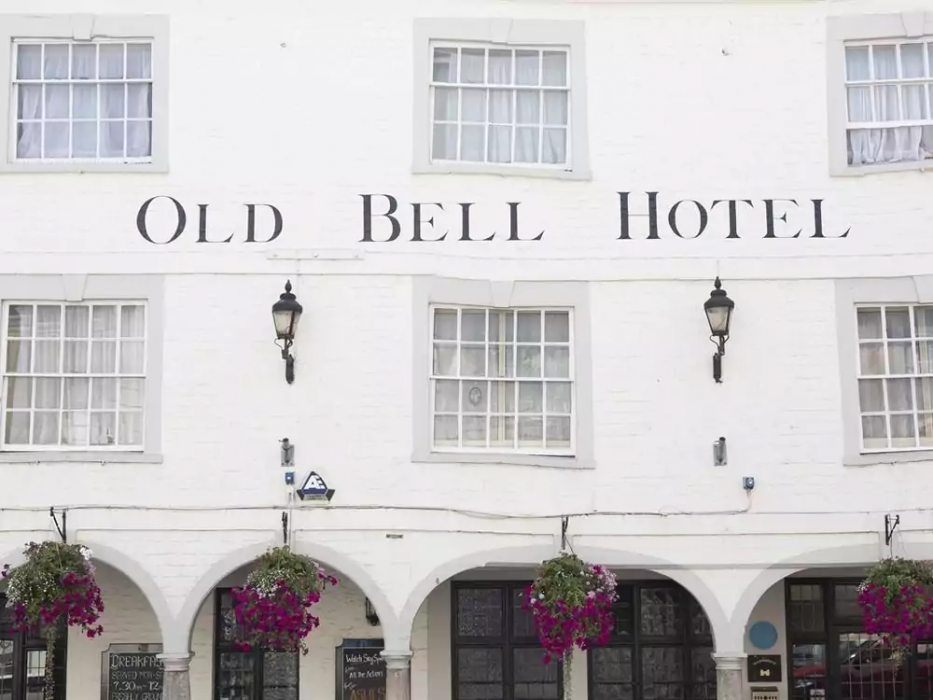 The Old Bell Inn 1/51