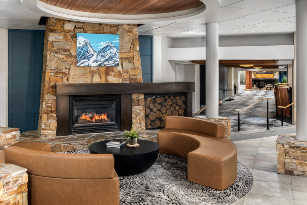 Hilton Whistler Resort & Spa 14/101