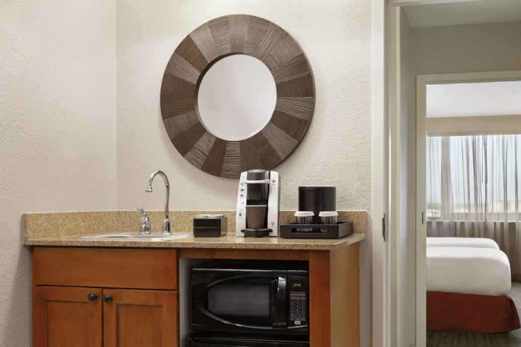 Embassy Suites by Hilton Orlando International Drive ICON Park 35/86