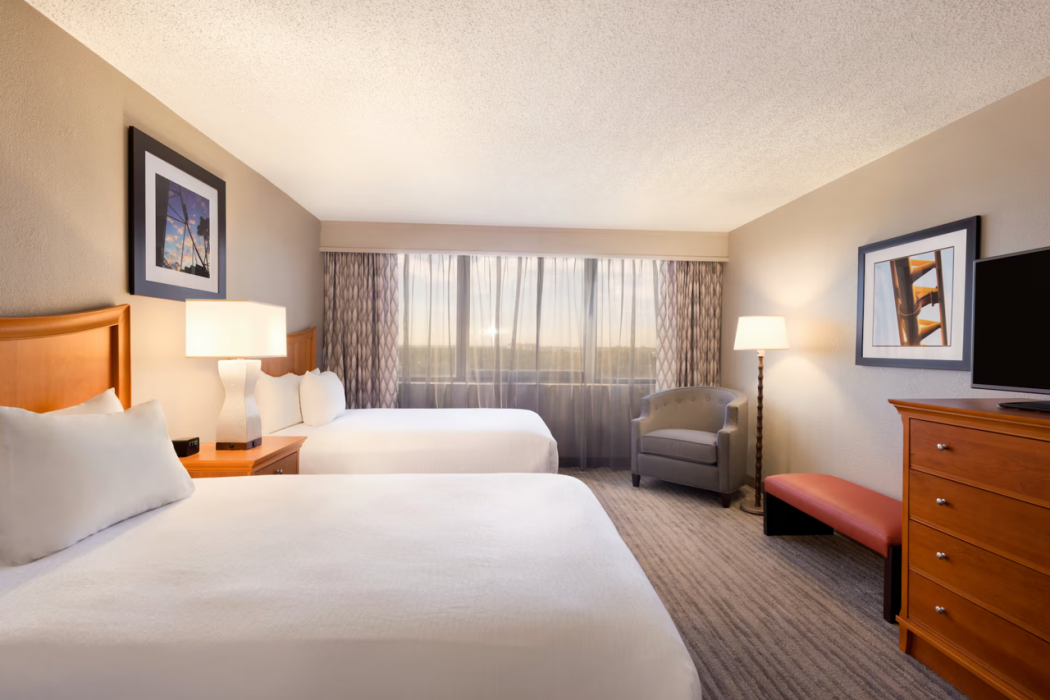 Embassy Suites by Hilton Orlando International Drive ICON Park 32/86