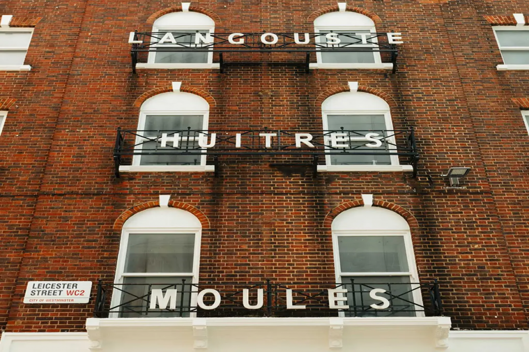 Leicester House 2/72