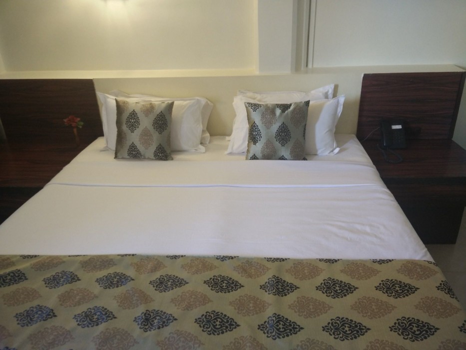 Strand Hotel 31/42