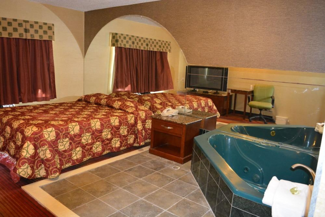 Travelodge By Wyndham Avenel Woodbridge 13/28