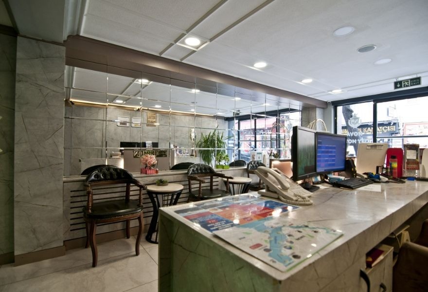 Nova City Hotel 16/85