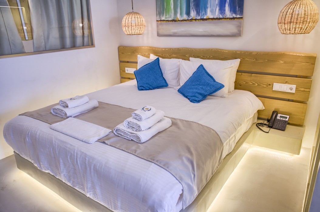 Alia Luxury Suites and Spa 72/169