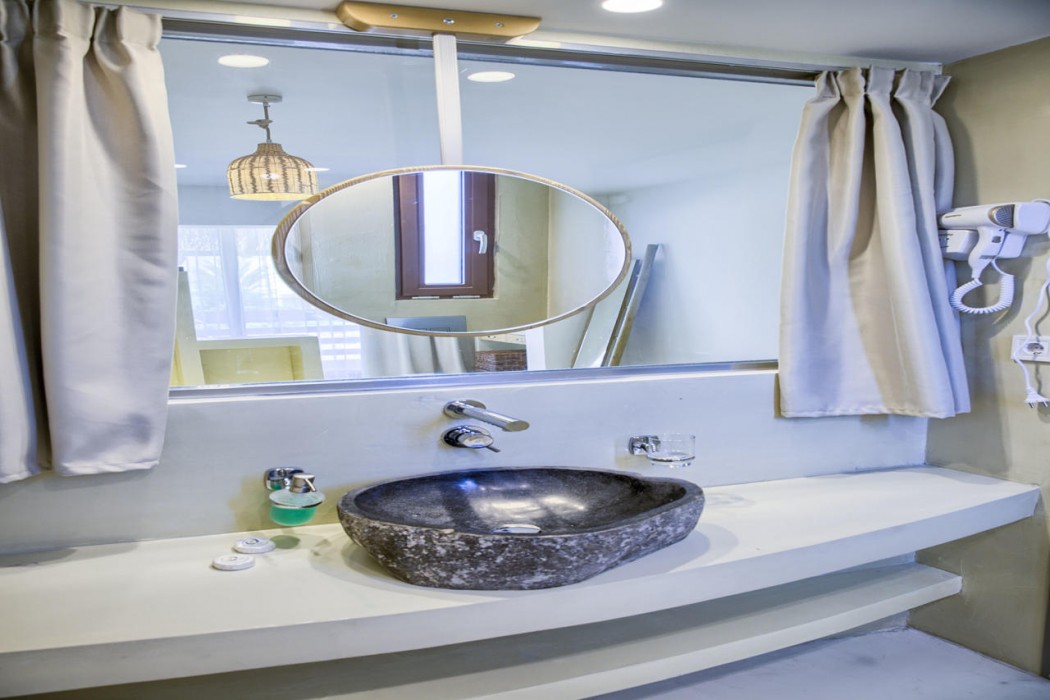 Alia Luxury Suites and Spa 81/169