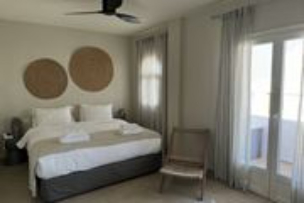 The Noverian Bios Santorini Boutique Hotel 25/78