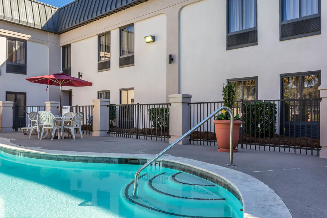 Quality Inn Summerville Charleston 1/15