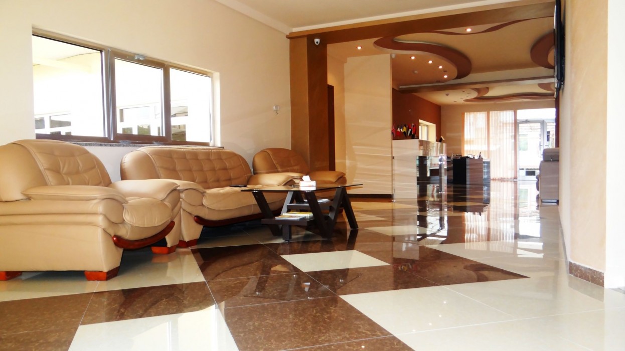 Areg Hotel 43/113