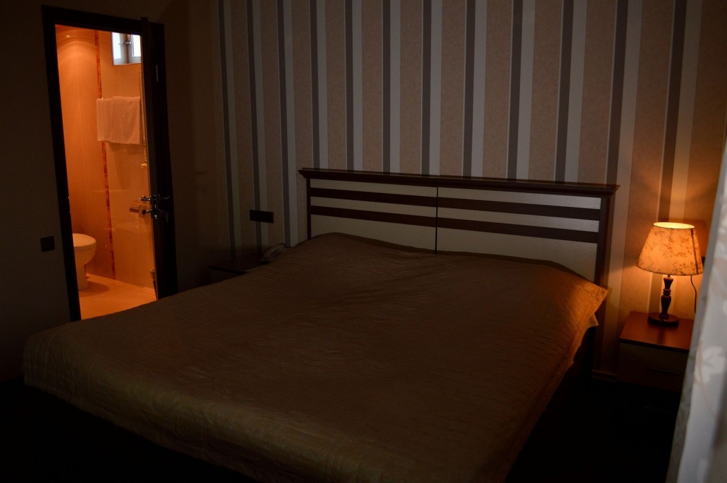 Areg Hotel 79/113