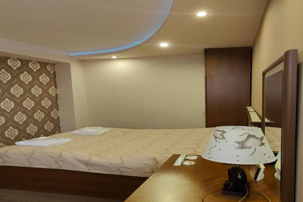 Areg Hotel 14/113