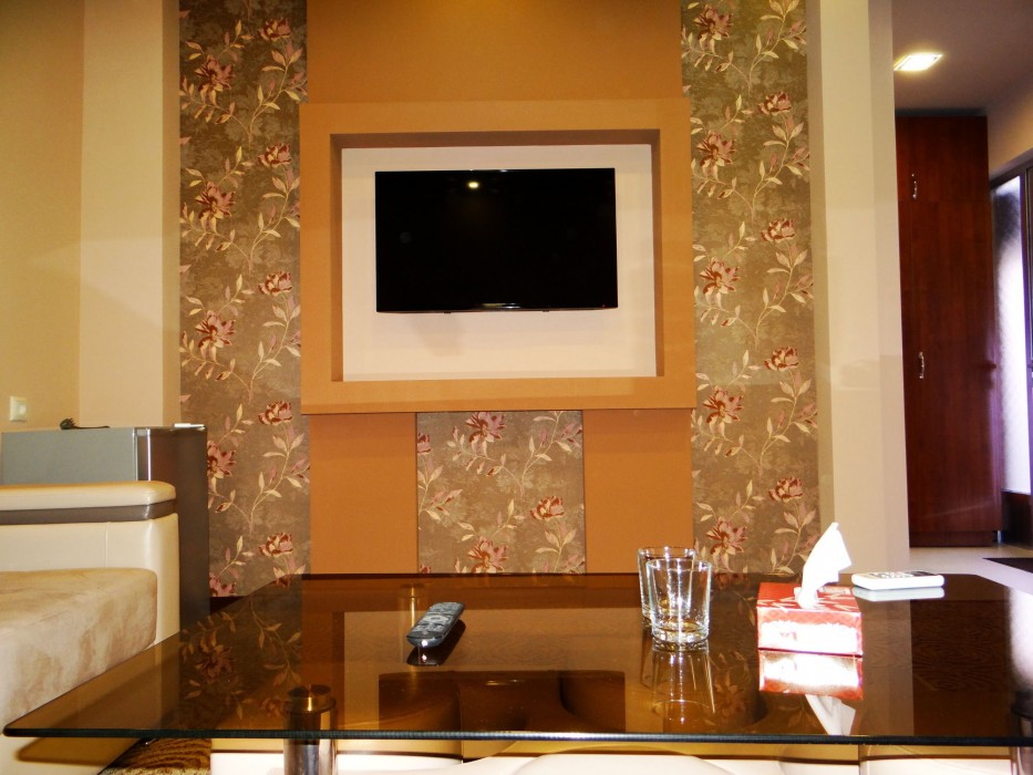 Areg Hotel 80/113