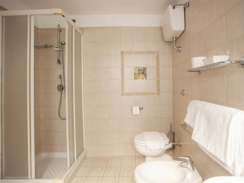 Hotel Esposizione Roma 16/23