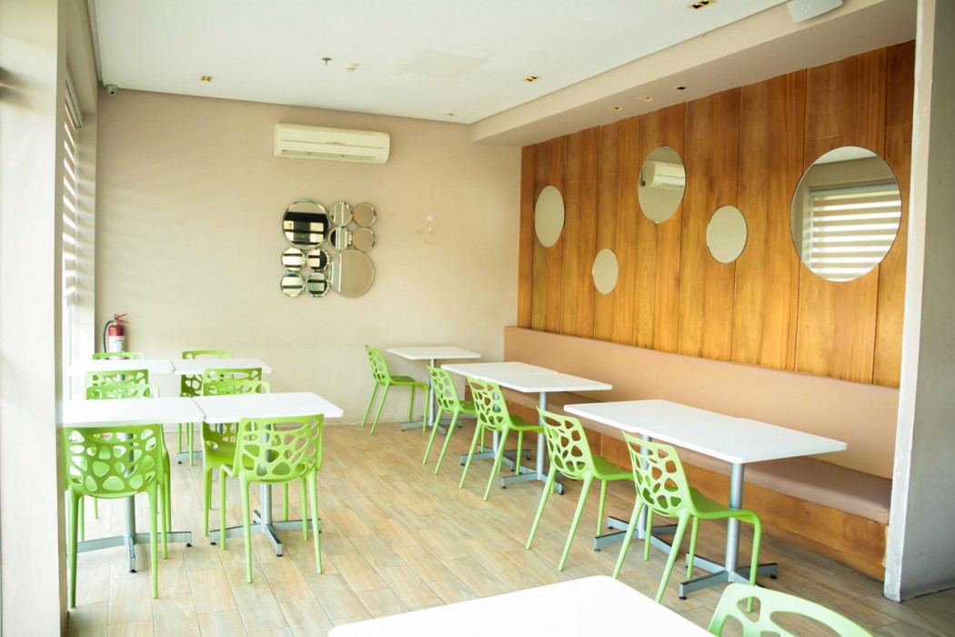 Casablanca Suites Near Airport 42/59